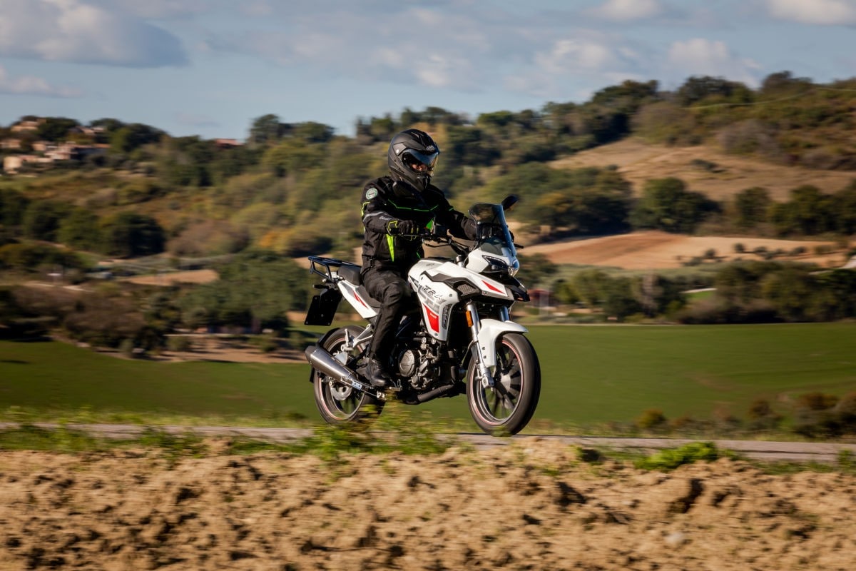 Benelli: arriva nei concessionari la TRK 251